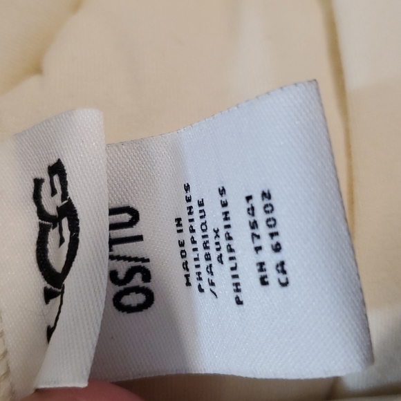 Ugg Ivory Puffer Trapper Hat OS - Picture 10 of 12